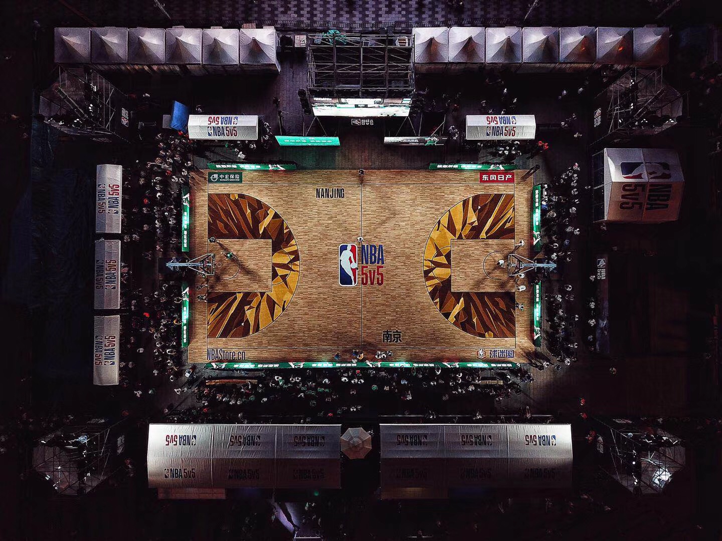 层的情感连 层的情感连